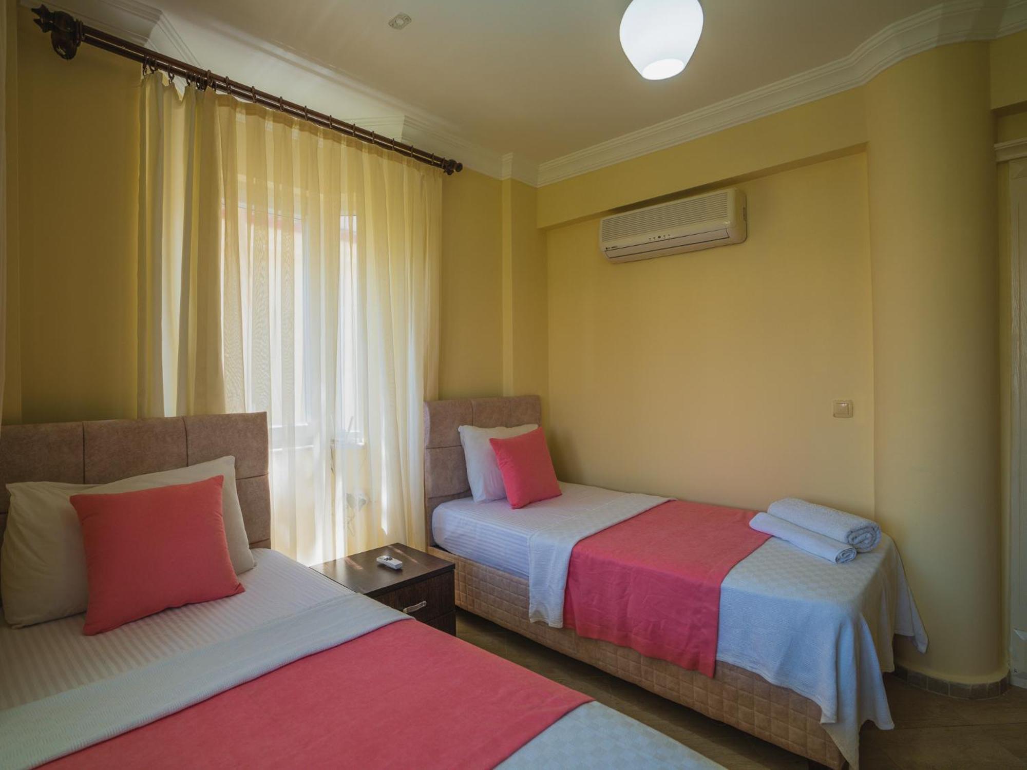 Sunset Beach Club Aqua Lettings Fethiye Exterior photo