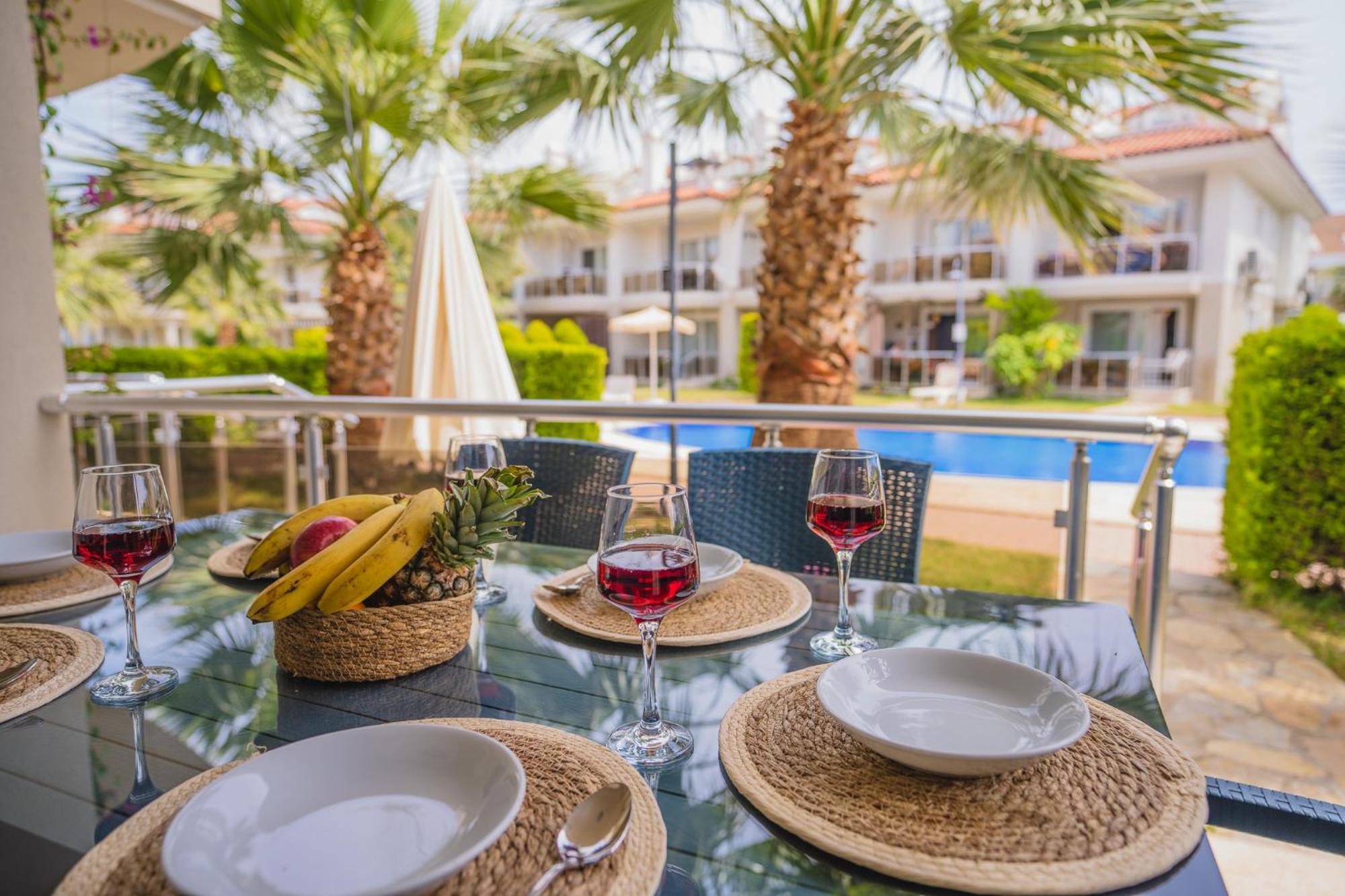 Sunset Beach Club Aqua Lettings Fethiye Exterior photo