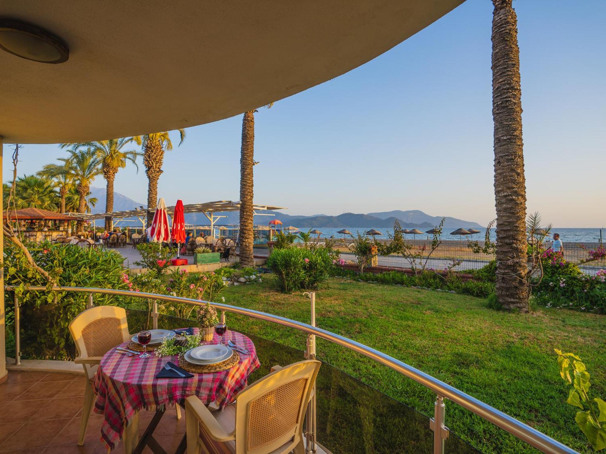 Sunset Beach Club Aqua Lettings Fethiye Exterior photo